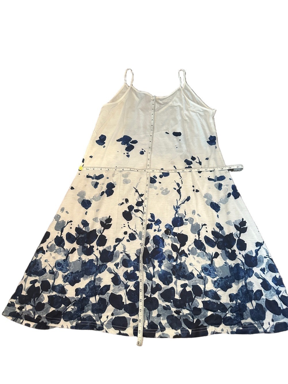 Large White Dress with Blue Floral Border - Picture 6 of 6